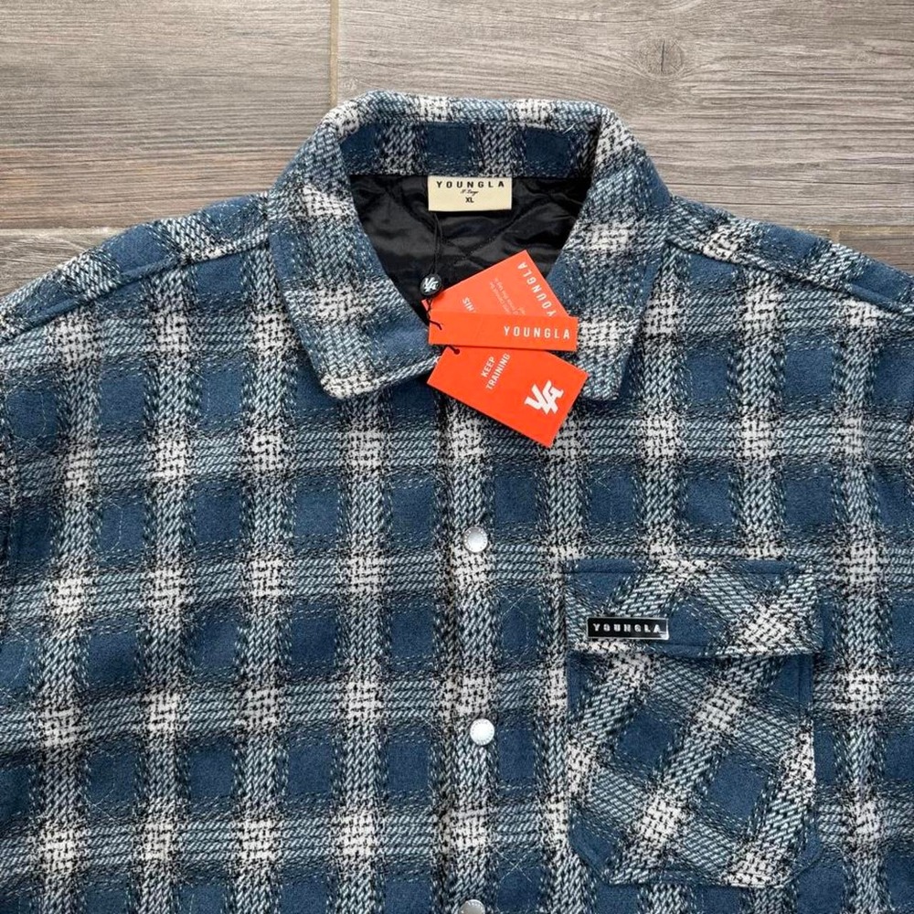 Young LA plaid flannel shirt jacket size XL